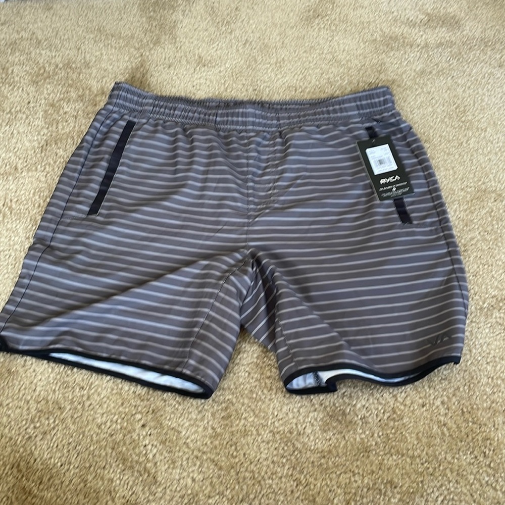 RVCA Yogger Shorts - Large